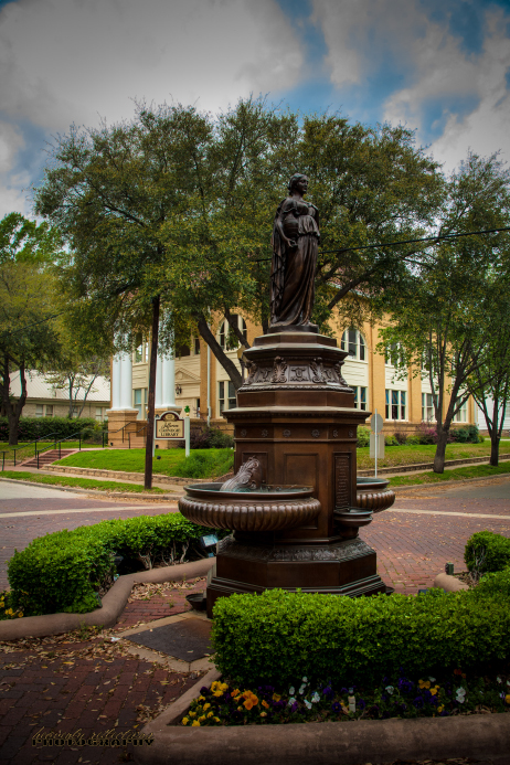 Sterne Fountain